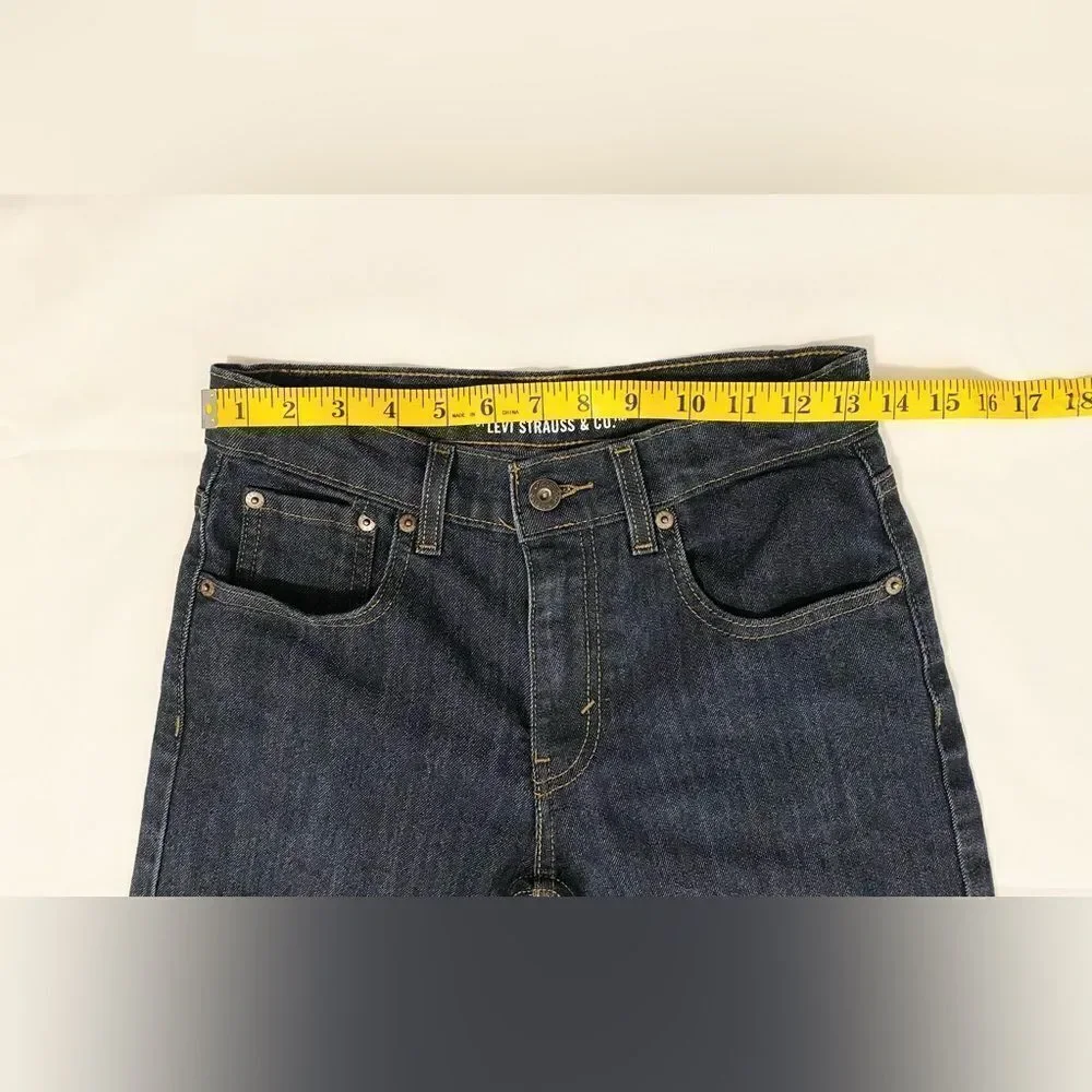 Boys Levi’s slim straight adjustable waist dark blue wash denim jeans. Size 14 R